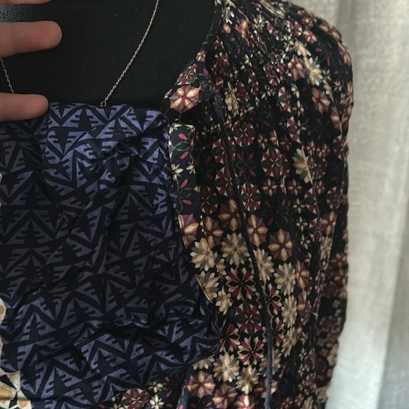 Patterned 11.1.TYLHO Blouse - Picture 3 of 4